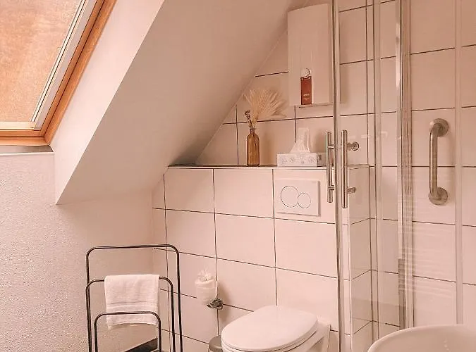 Magare & Restaurant לאנשטיין